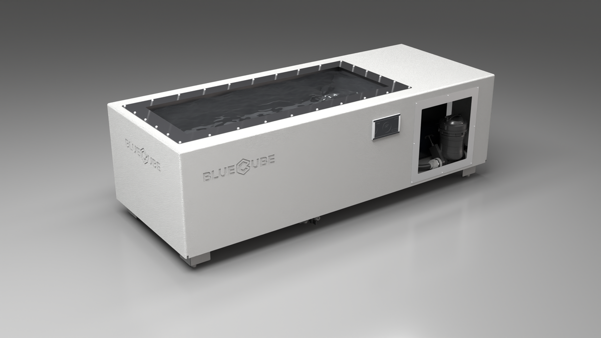 BlueCube C1 cold plunge tub white with carbon fiber tub left front view [bc color=white screen=frame deck=none tub=carbon-fiber view=fl]