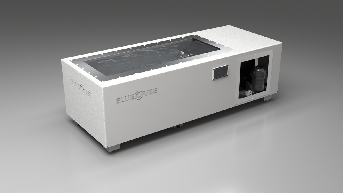 BlueCube C2 cold plunge tub white left front view [bc color=white screen=frame deck=none tub=stainless view=fl]
