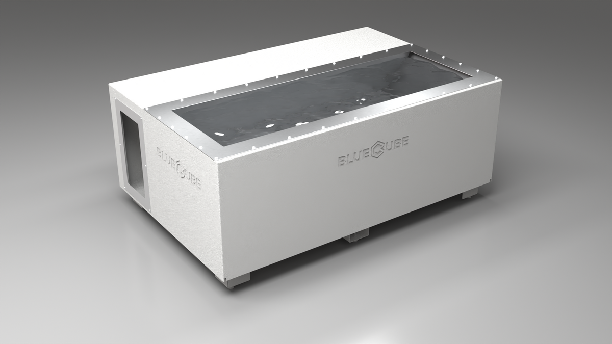 BlueCube C3 cold plunge tub white right back view [bc color=white screen=frame deck=none tub=stainless view=br]