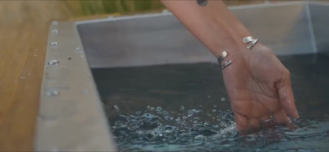 bluecube-hero-mobile-720p-16s-v2-cropped.mp4