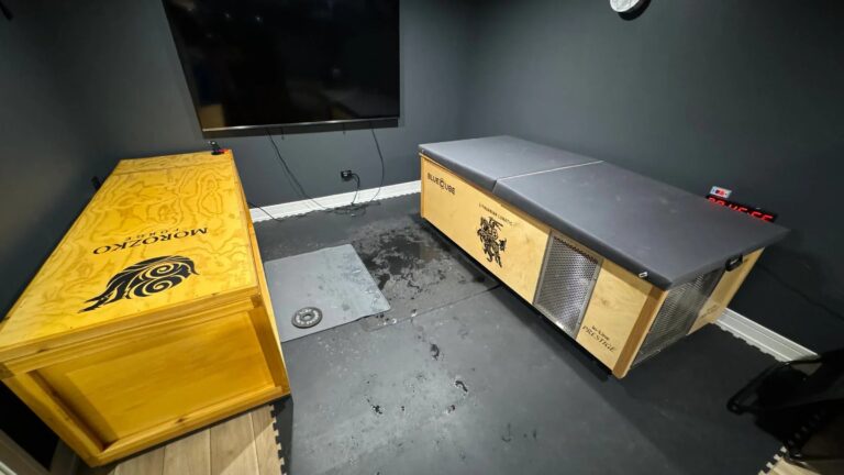 An all wood BlueCube Cold Plunge next to a Morozko for comparison