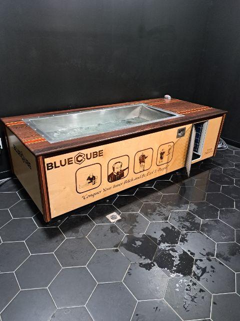 Joe Rogan's second BlueCube cold plunge at JRE — a wenge deck with padauk and ambrosia maple streamers